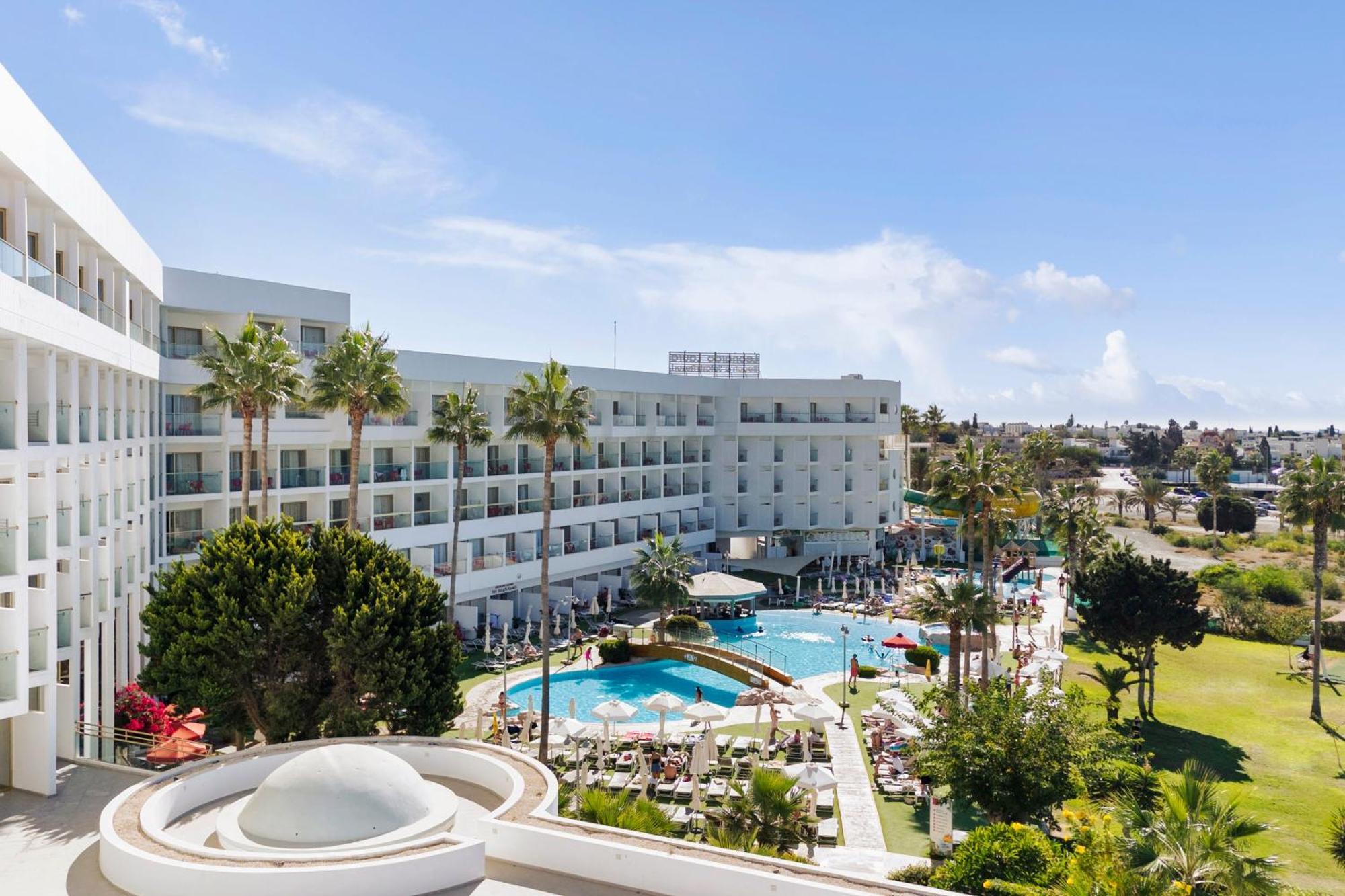 Leonardo Laura Beach & Splash Resort Klorakas Exterior foto