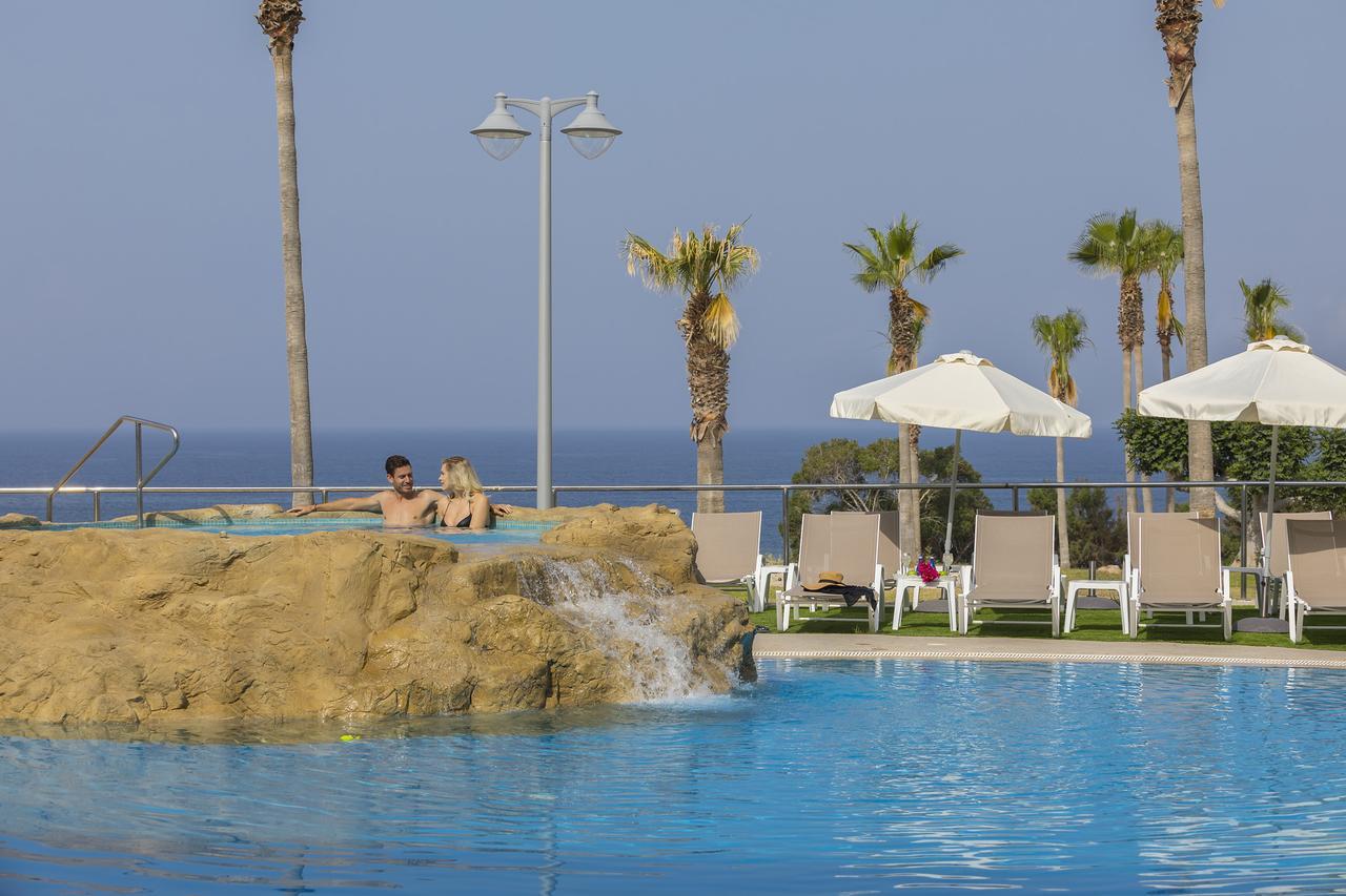 Leonardo Laura Beach & Splash Resort Klorakas Exterior foto