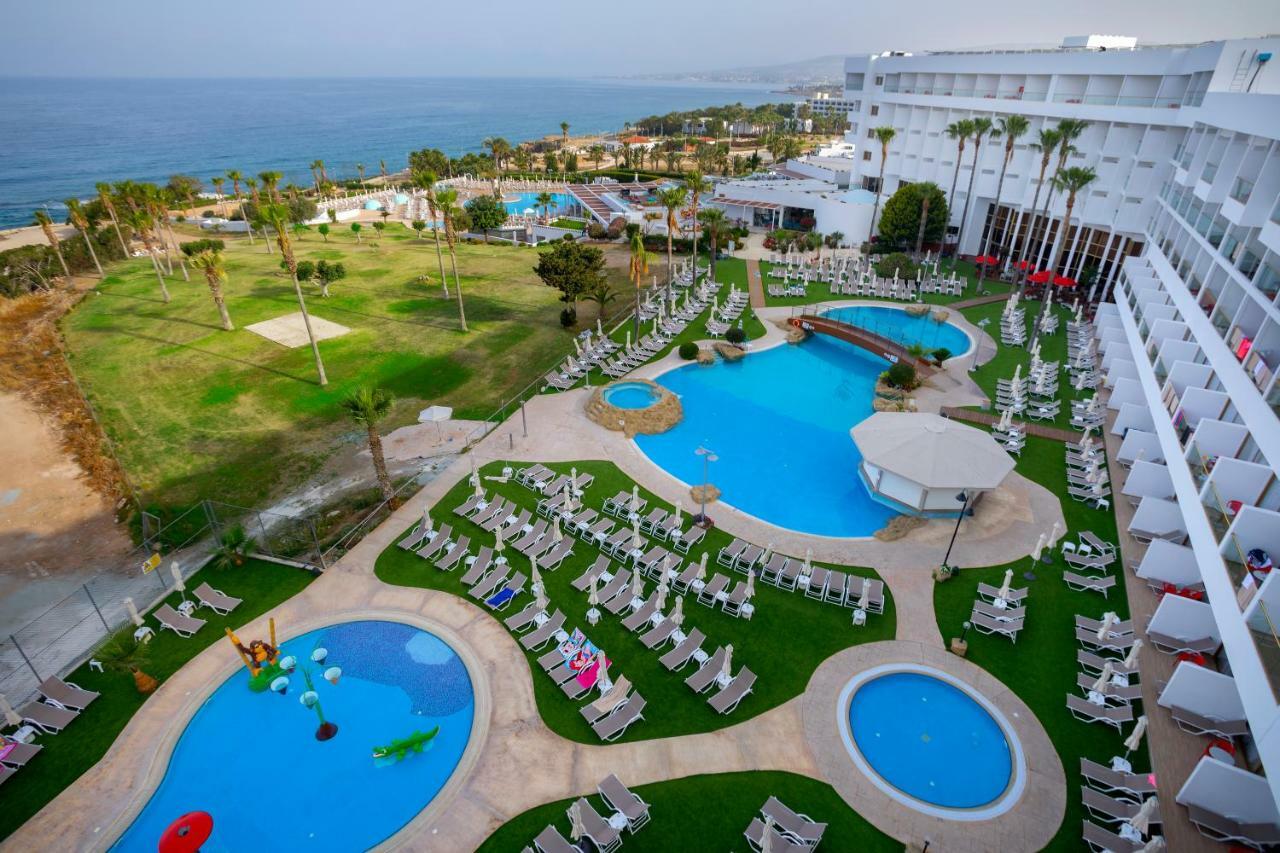 Leonardo Laura Beach & Splash Resort Klorakas Exterior foto